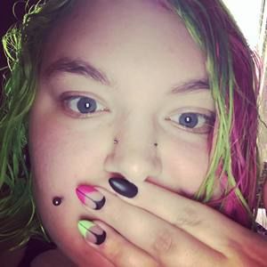 Meet your Posher, Cara